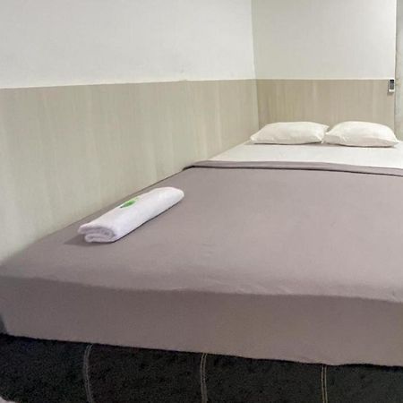 Hotel Giga Sidrap Rappang 外观 照片
